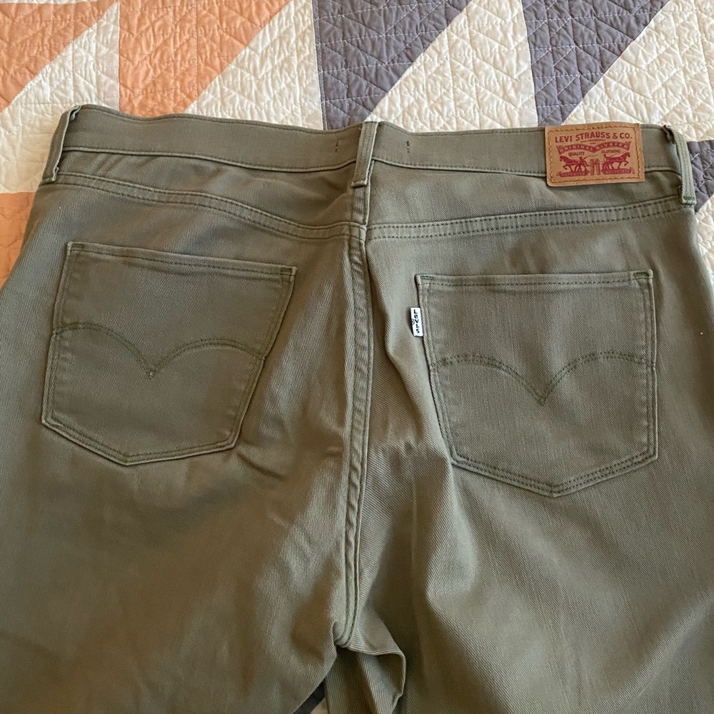 Levi’s 311 Skinny Jeans - Army Green